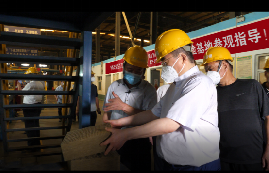 探索環(huán)?？萍歼吔? 金亞潤以創(chuàng)新贏未來